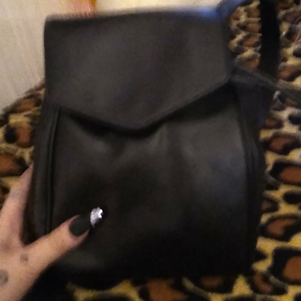 a vintage orginal Crouch&Fitzgeral leather bag